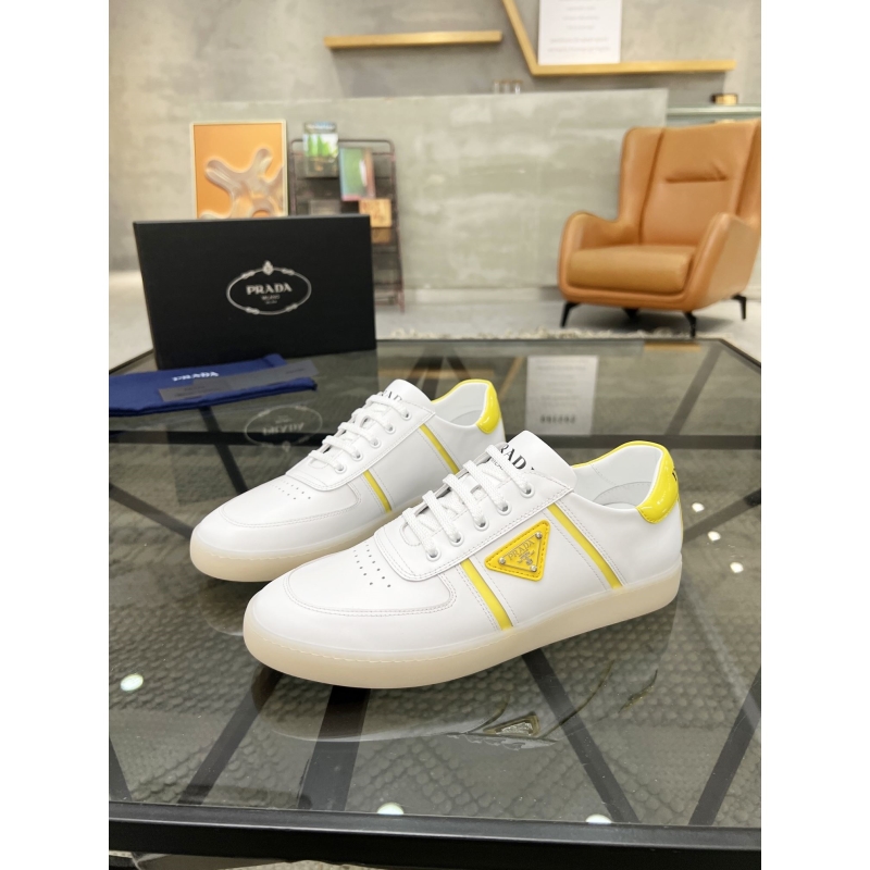 Pra*a casual shoes